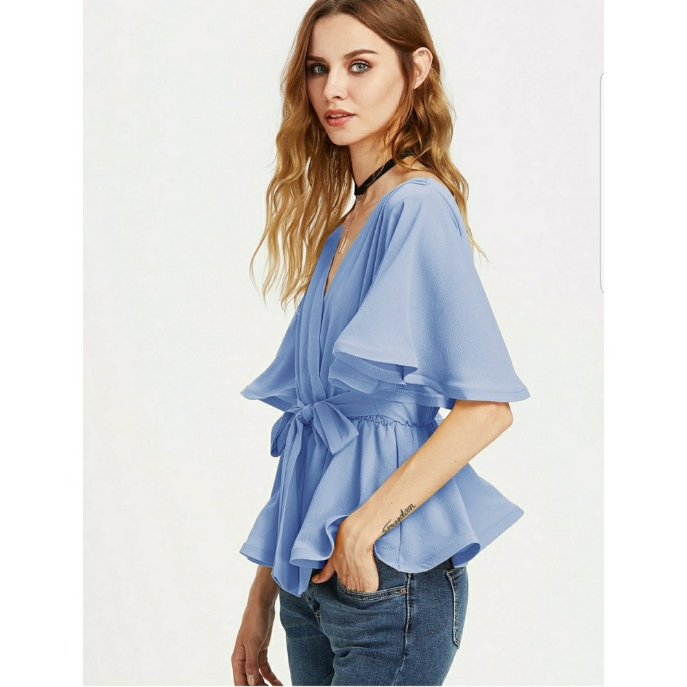 ⬇️Flutter Sleeve Belted Surplice Wrap Top - Picture 3 of 4